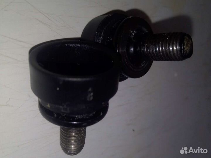 Болты крепления шатунов к каретке(квадрат)