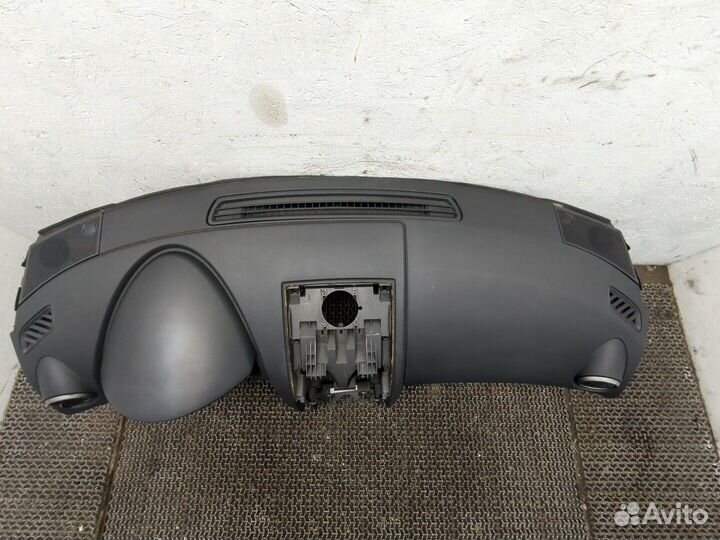 Панель передняя салона Nissan Rogue, 2011