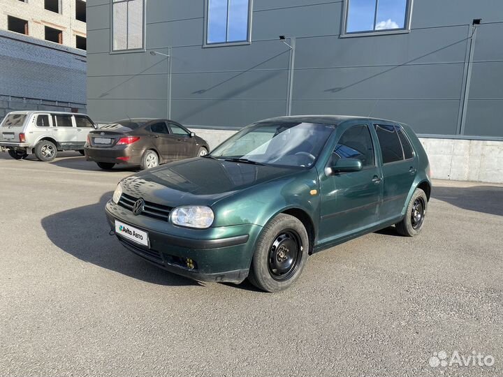 Volkswagen Golf 1.6 МТ, 1998, 250 000 км