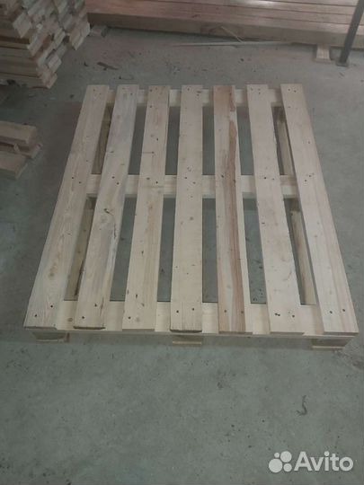 Поддоны новые