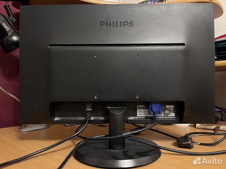 Монитор для компьютера philips 223V5L
