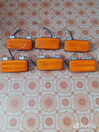 Диодные габаритные фонари с поворотником 24v