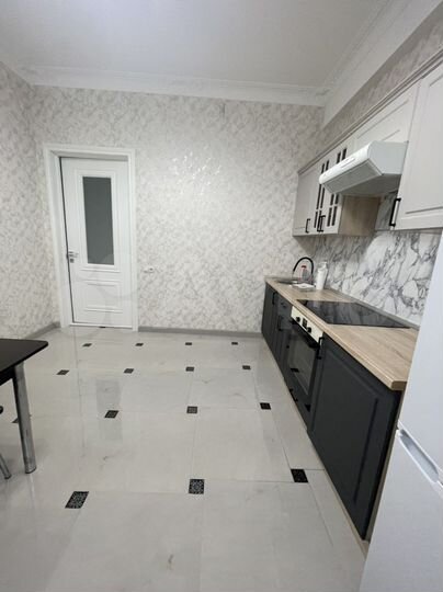 2-к. квартира, 65 м², 3/12 эт.
