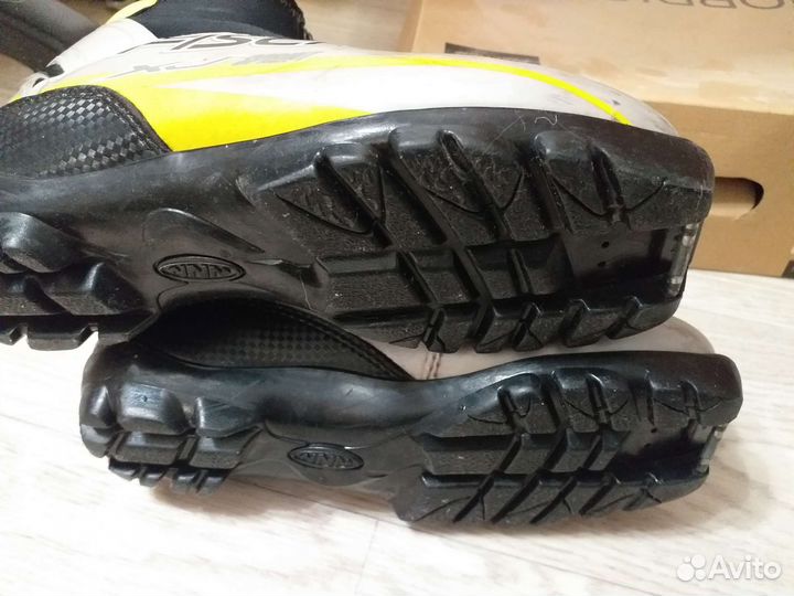Лыжные ботинки 36 размер