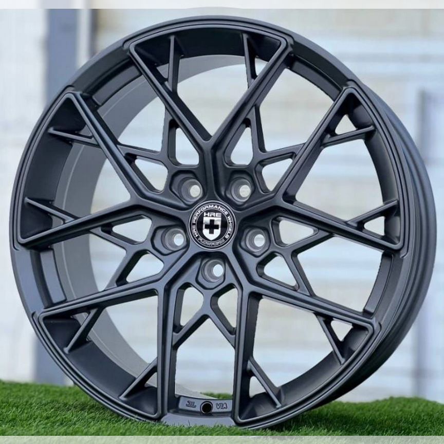 Литые диски HRE FF10 7.5×R17 5×114.3