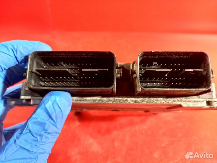 Блок управления двигателем Mitsubishi Outlander XL