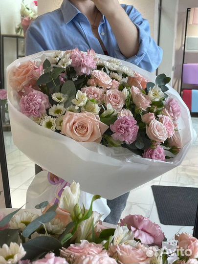 Доставка цветов, роз, букетов. Живые цветы. Букеты