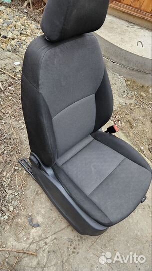 Передние сиденья skoda octavia a7