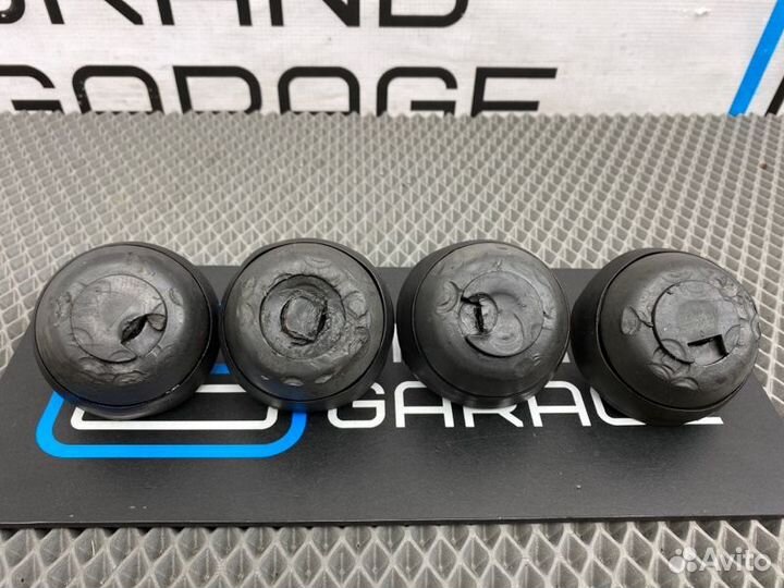 Опора домкрата Mercedes-Benz E-Class W124 104.992