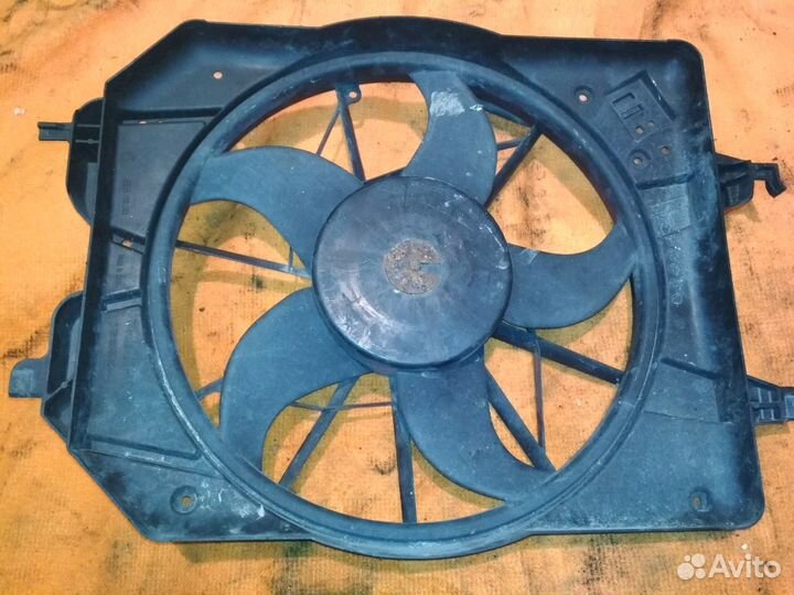 Вентилятор охлаждения Фокус 1 Focus 1 1.4-1.6л