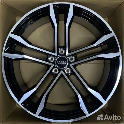 Диски на Audi Ауди Q8 R22