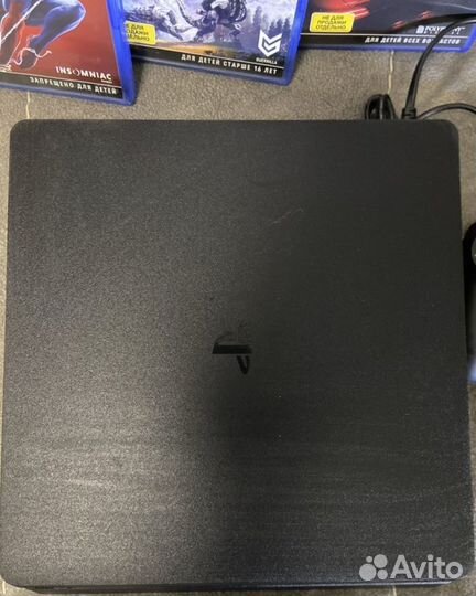 Sony PS4 slim 1tb как новая