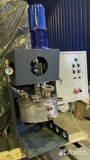 Лабораторный диссольвер двухосевой