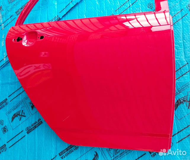 Дверь Королла 120 задняя правая хетчбэк Оригинал