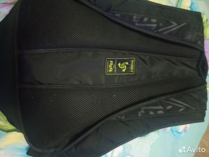 Рюкзак школьный гризли