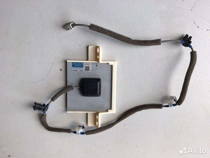 Антенна Lexus