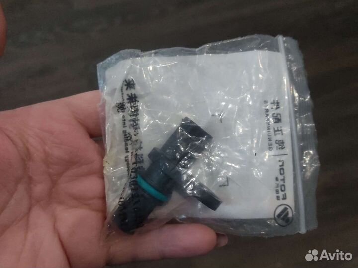 Датчик коленвала, распредвала Cummins 2,8