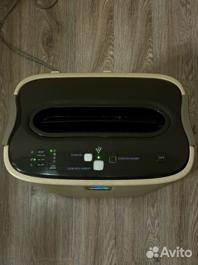 Очиститель/увлажнитель воздуха Sharp KC-C100E