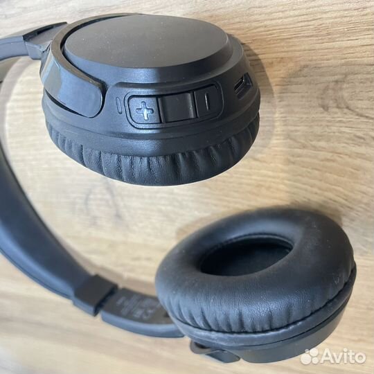 Беспроводные наушники