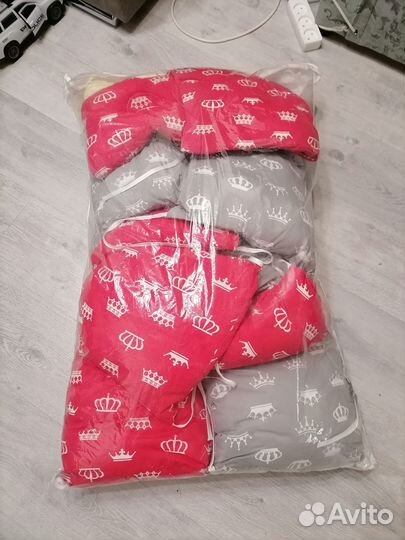 Комплект в детскую кроватку бортики