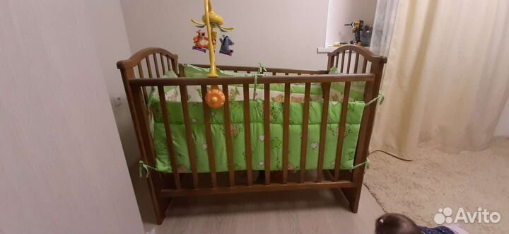 Детская кроватка