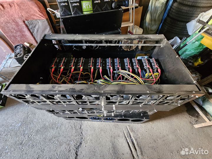 Тушки для майнига в корпусах crytone 12 карт