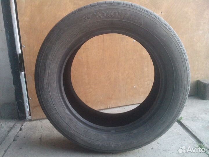 Yokohama A.Drive AA01 215/60 R16