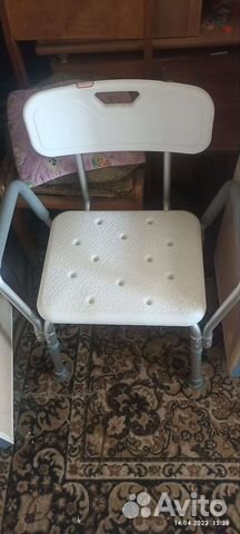 Стул для ванной