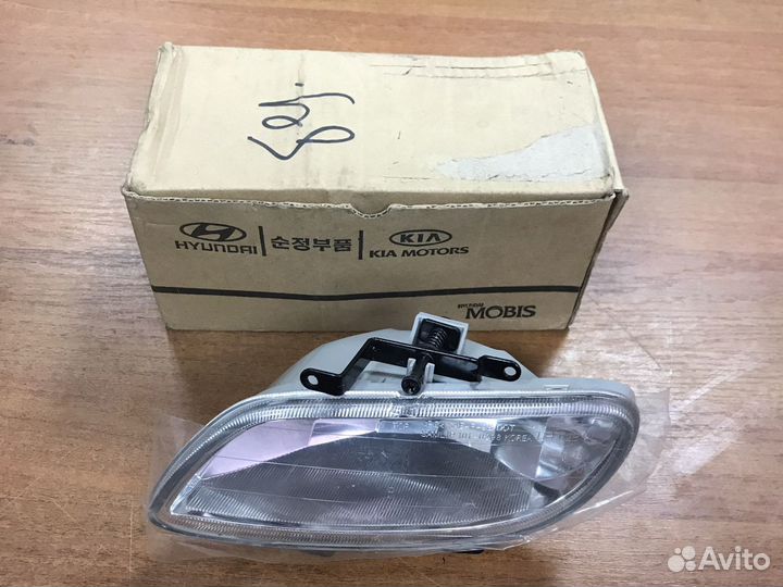 Противотуманная фара левая Hyundai Accent