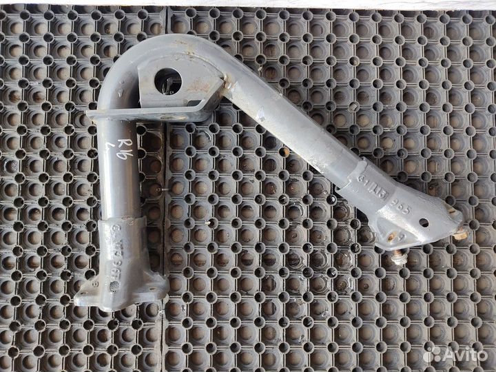 Кронштейн усилителя бампера левый Renault Premium