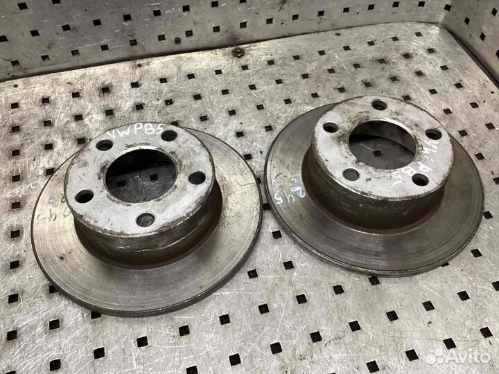 Диск тормозной задний Volkswagen Passat