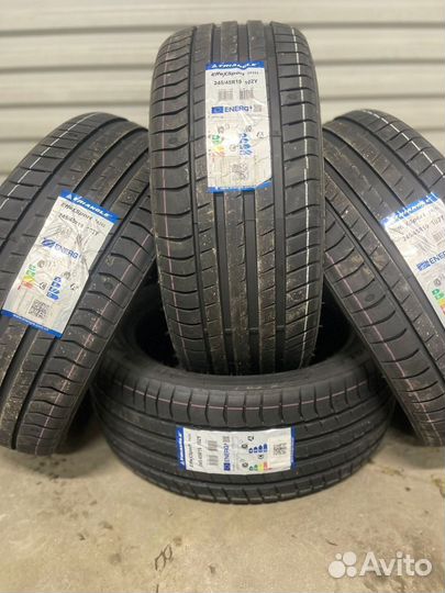 Triangle EffeXSport TH202 235/35 R19