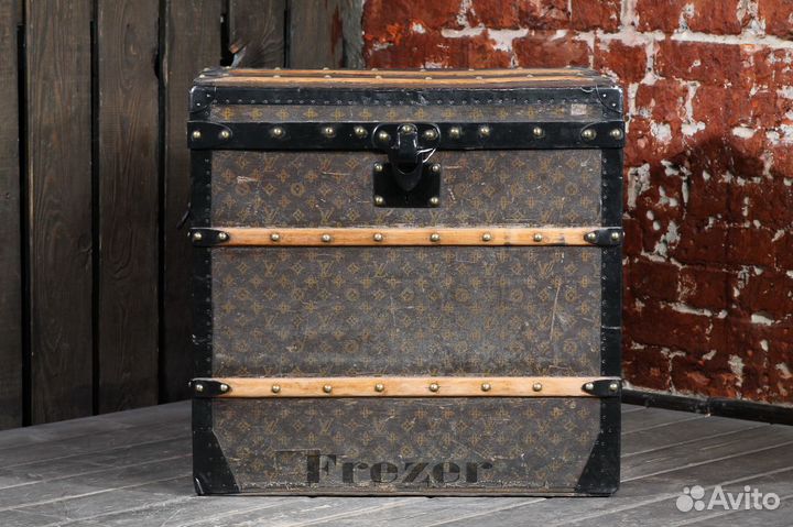 Louis Vuitton Monogram Trunk