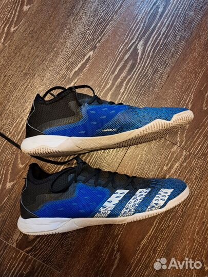 Футзалки adidas