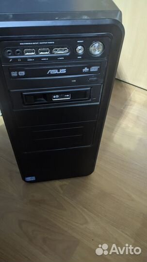 Компьютер с монитором