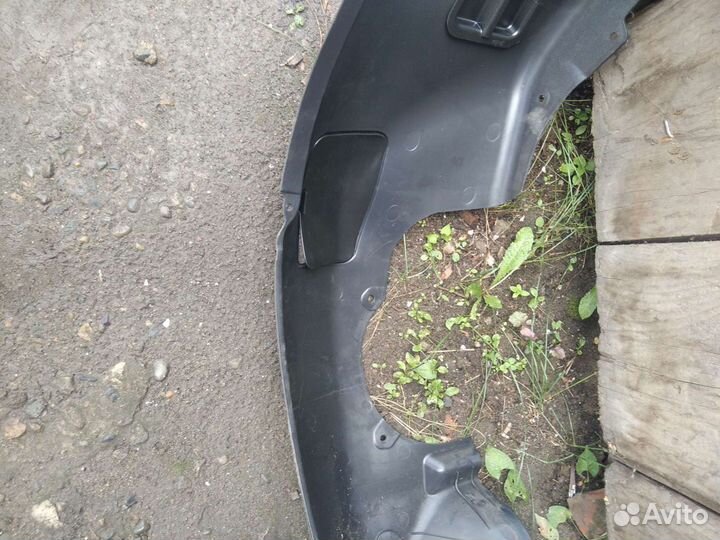Защита правая передняя Гранта