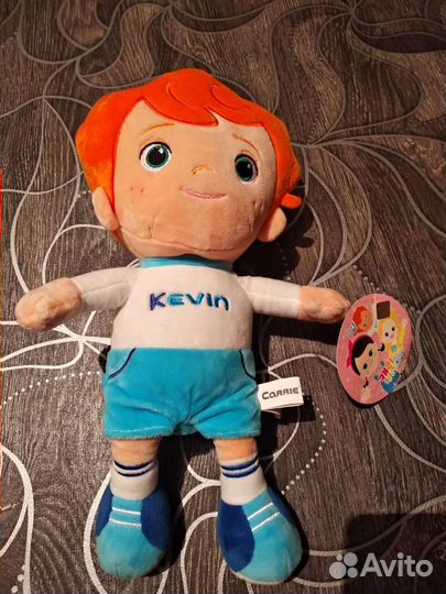 Мягкая игрушка футболист Кевин