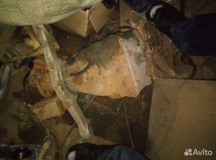 Запчасти на pajero 3