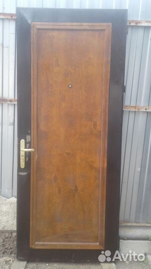 Стальная дверь бу