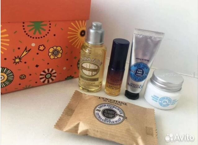 Loccitane подарочный бьюти-бокс