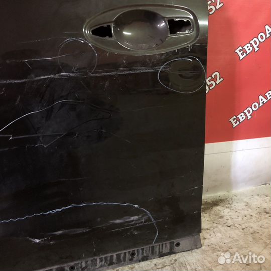 Передняя левая дверь Nissan X-Trail T32