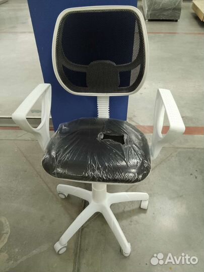 Компьютерное кресло
