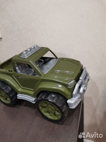 Детская машина игрушка