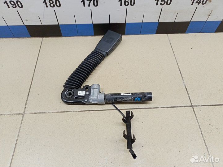 Ответная часть ремня безопасности 5-serie GT F07 2