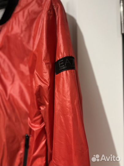 Armani exchange бомбер