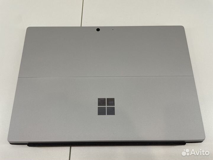 Microsoft Surface pro 7 plus