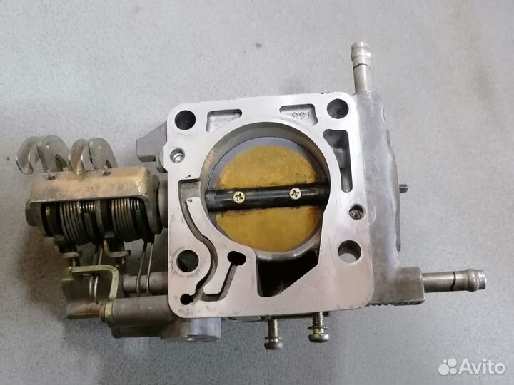 Дроссельная заслонка Subaru Forester (SF5) 1997-00