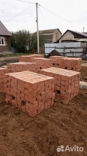 Кирпич красный