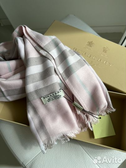 Burberry палантин