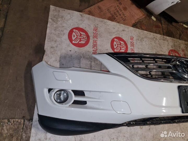 Бампер передний Volkswagen Tiguan cawa 2010